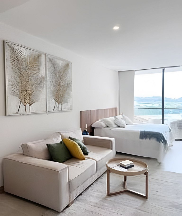 Disfrutar con elegancia, confort y acceso al mar.