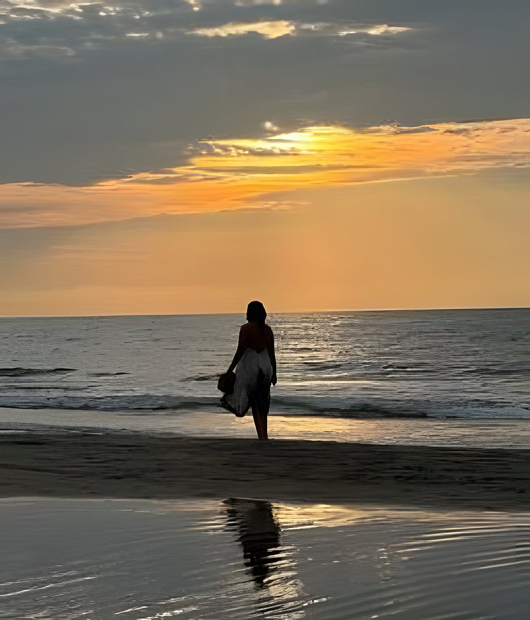 Disfrutar con elegancia, confort y acceso al mar.