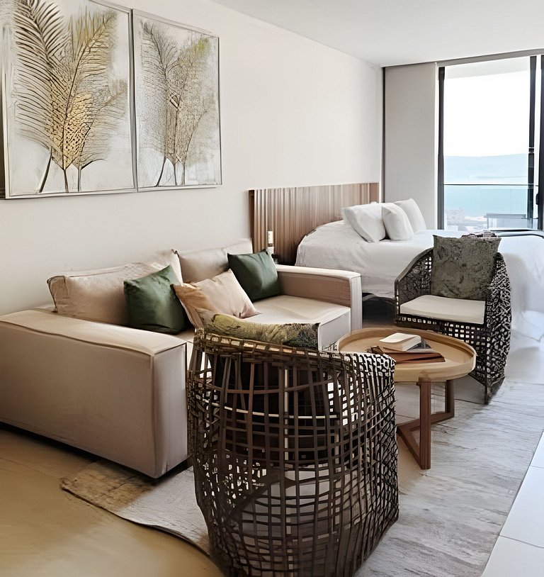 Disfrutar con elegancia, confort y acceso al mar.