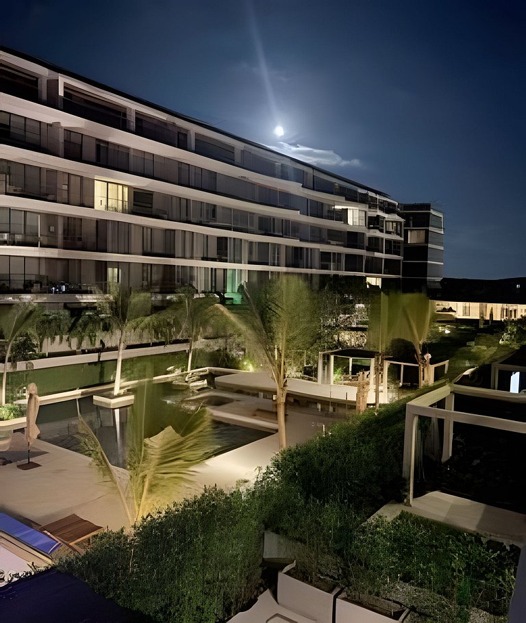 Disfrutar con elegancia, confort y acceso al mar.