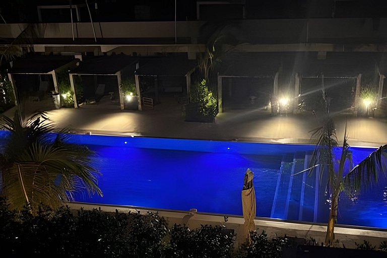Disfrutar con elegancia, confort y acceso al mar.