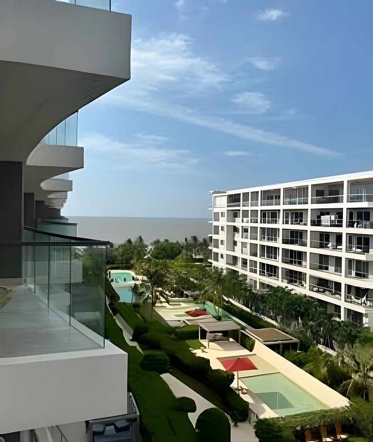 Majestuoso Oasis Serenidad Privada y Vista al Mar