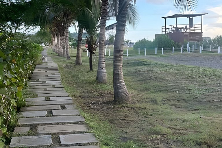 Vista infinita: Confort premium frente al mar